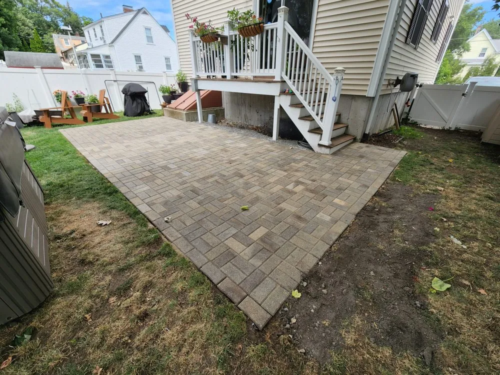 Custom yard maintenance in Everett, MA - MAS Landscaping & Snow Removal
