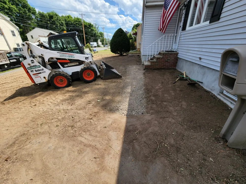 Professional garden landscaping experts serving Everett, MA - MAS Landscaping & Snow Removal