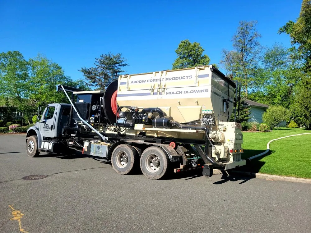 Local lawn care service experts serving Little Ferry, NJ - MASA Landscape and Construction