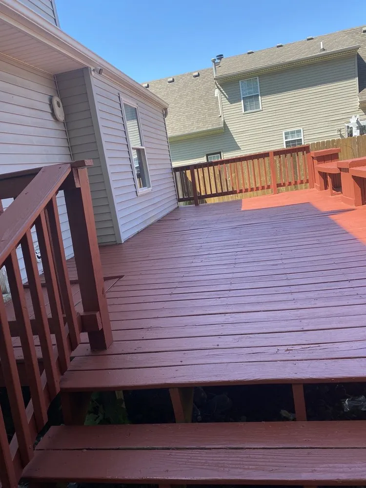 Reliable yard maintenance in Frankfort, KY by Mason & Sons