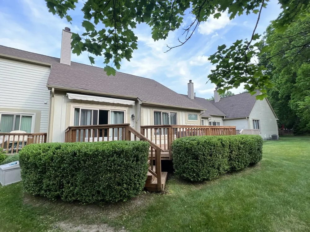 Reliable yard cleanup service experts serving Northville, MI - Mason Property Management