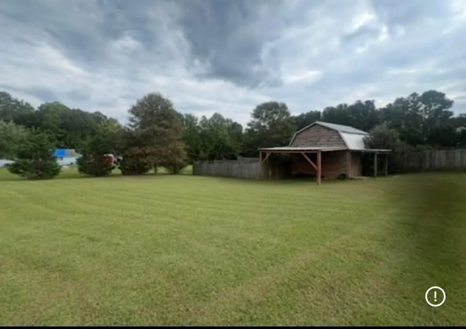 Trusted yard maintenance near you across Tallapoosa, GA - Mason Worx Property Maintenance