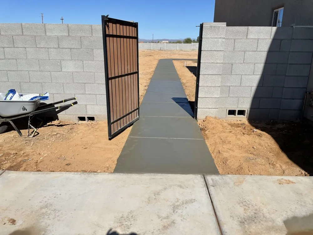 Custom lawn mowing service experts serving El Mirage, AZ - Masonry & Landscape