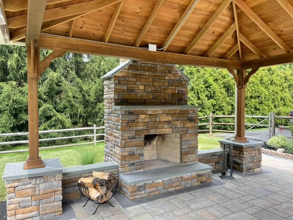 Professional outdoor landscaping in Chalfont, PA by Mason's Landscaping & Construction