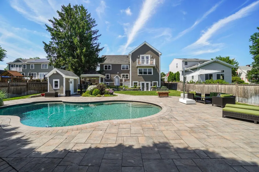 Reliable lawn mowing service in Melrose, MA - Masonworks Landscapes