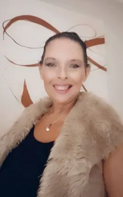 Maso's Helping Hand Logo