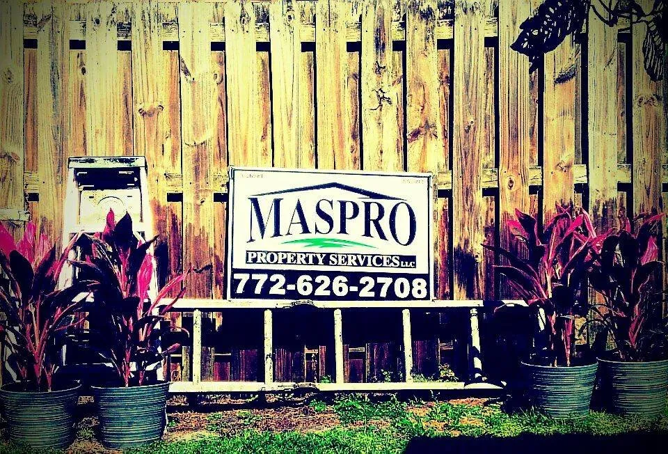 Trusted yard cleanup service experts serving Vero Beach, FL - Maspro Property Services