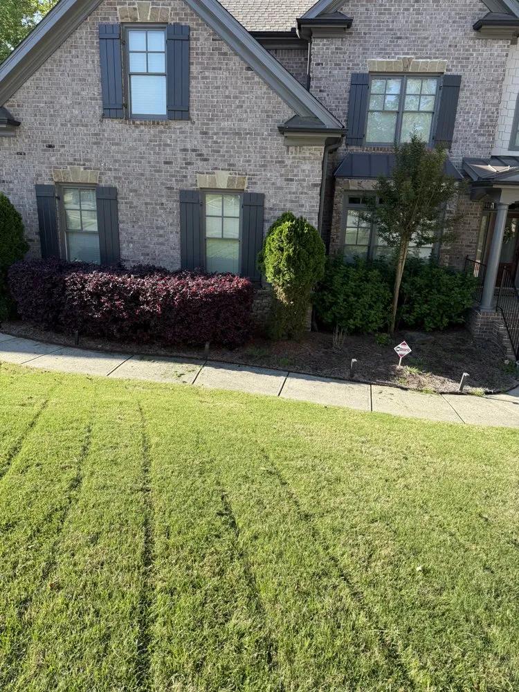 Custom residential landscaping experts serving Dahlonega, GA - Massas Lawn Services