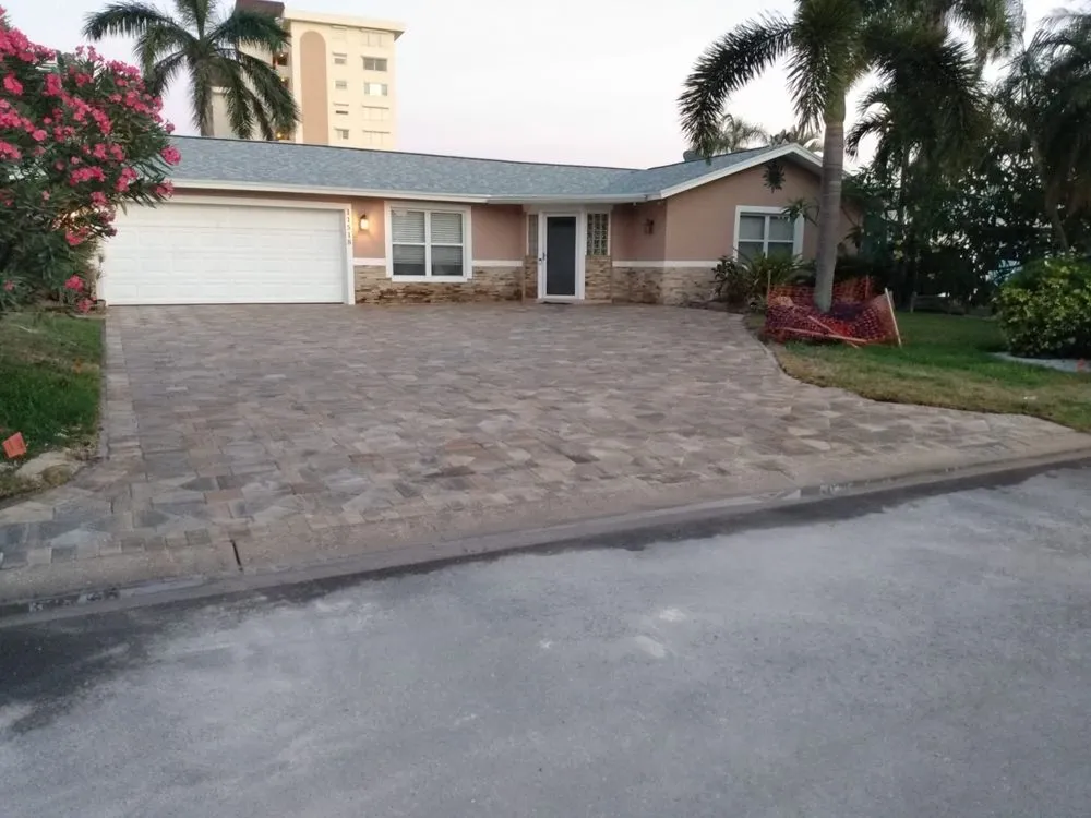 Local landscaping services for beautiful yards across Largo, FL - Master 360 Services