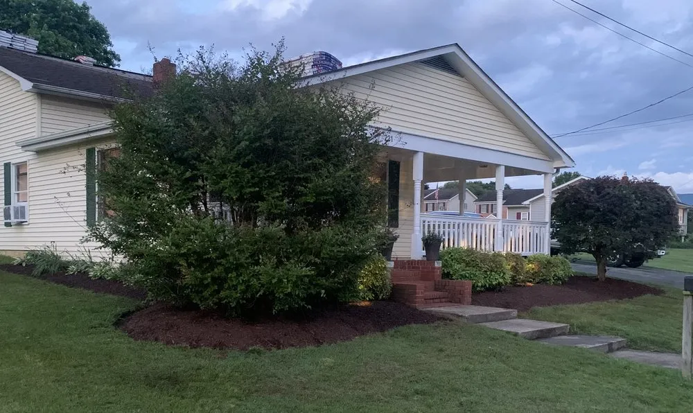 Reliable landscape installation near you in Fulks Run, VA by Master Class Landscaping & Pressure Washing