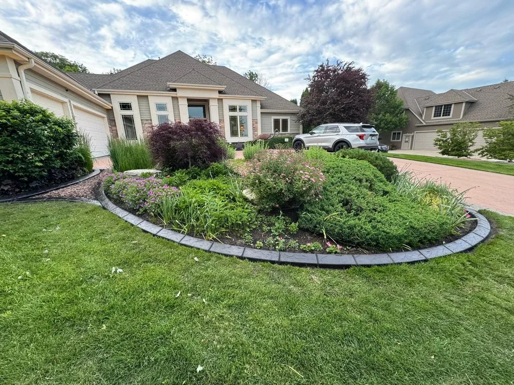 Expert outdoor landscaping for year-round maintenance across Waukesha, WI - Master Curbz