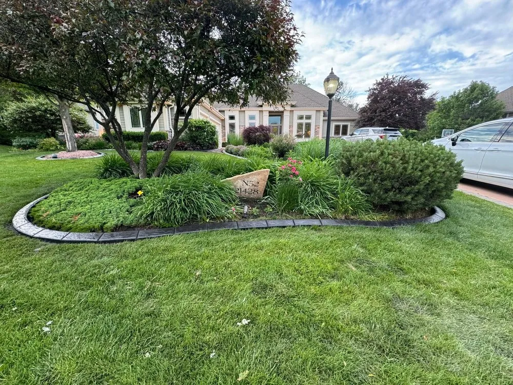 Reliable lawn mowing service in Waukesha, WI - Master Curbz