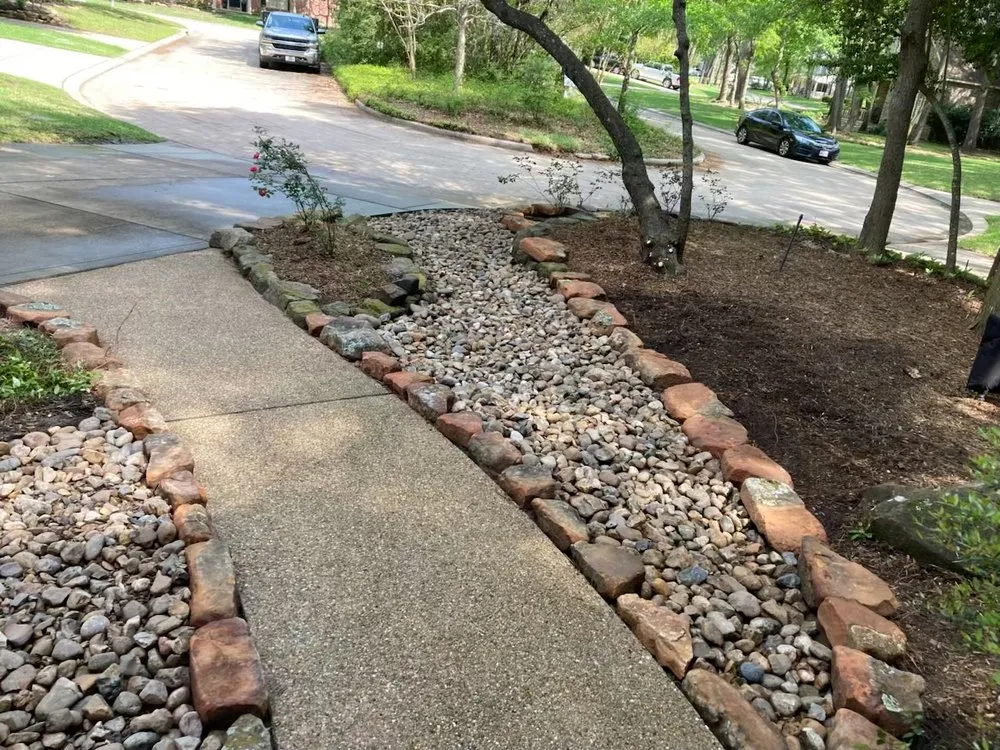 Professional garden landscaping in Houston, TX - Master Fix It