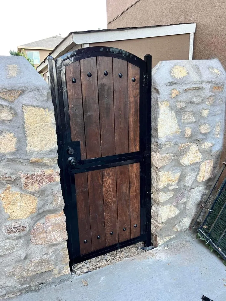 Trusted outdoor landscaping experts serving El Paso, TX - Master Home Experts