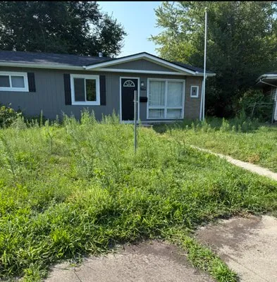 Master Lawn Management Logo