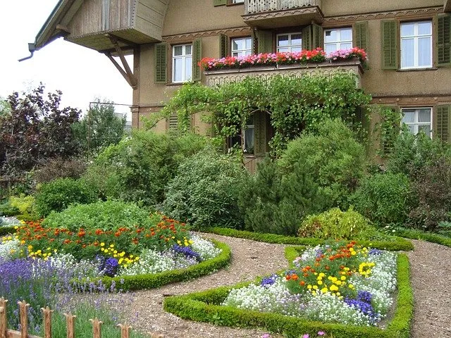 Reliable landscape design in Seattle, WA - Master Touch Lawn Service