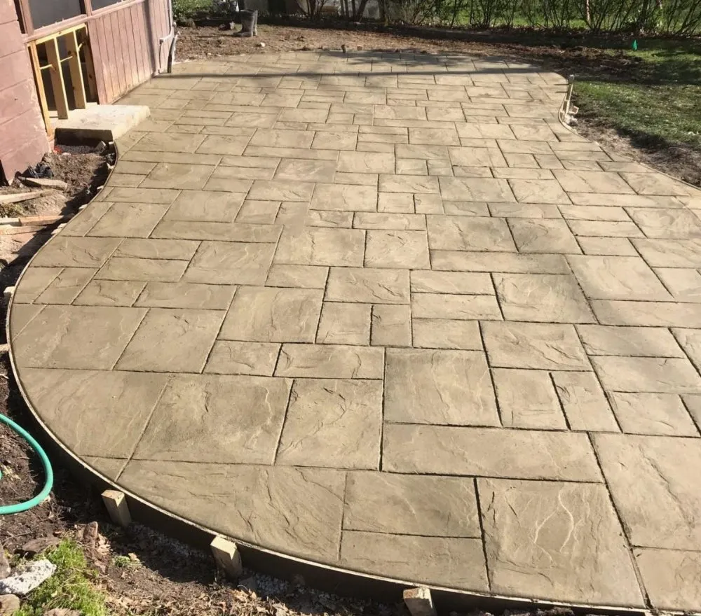 Affordable landscape installation with custom design in Batavia, OH by Mastercrete Concrete