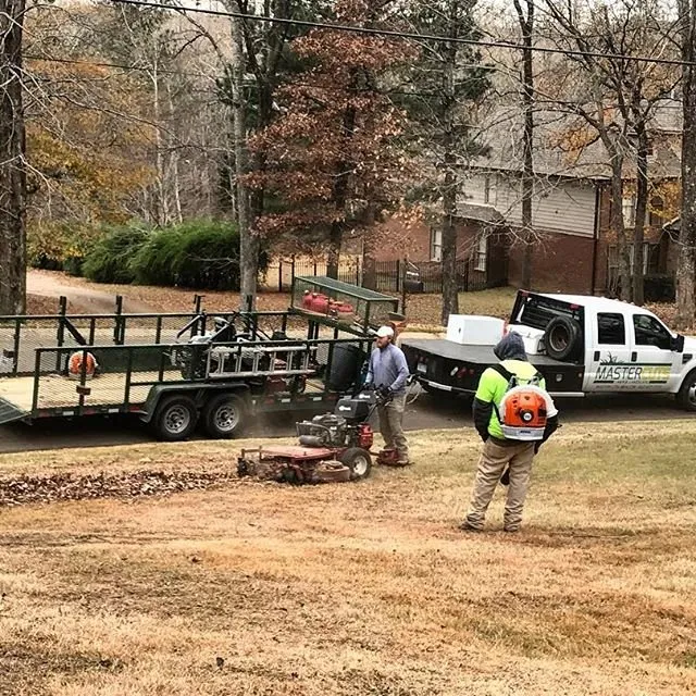 Custom lawn care service for residential properties across Oxford, MS - MasterCuts Lawn and Landscape