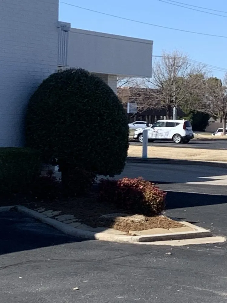 Top-rated outdoor landscaping in Lexington, OK by Mastercuts Lawncare