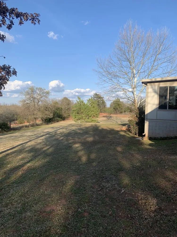 Top-rated landscape design near you in Lexington, OK by Mastercuts Lawncare