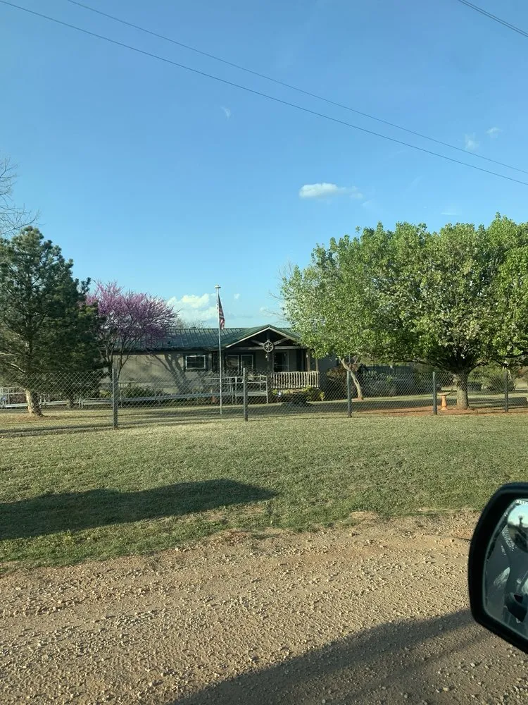 Affordable garden landscaping in Lexington, OK by Mastercuts Lawncare