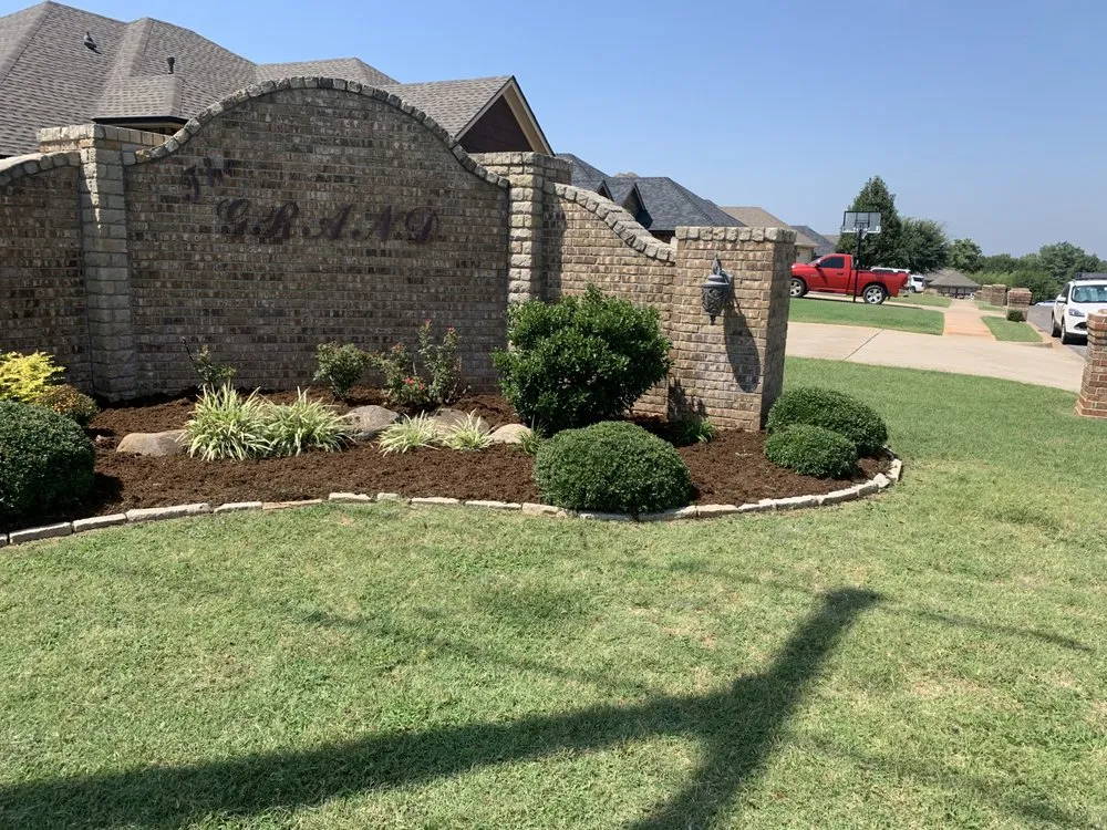 Expert outdoor landscaping for homes in Lexington, OK by Mastercuts Lawncare