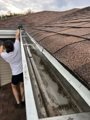 Masterful Home Cleaners Logo