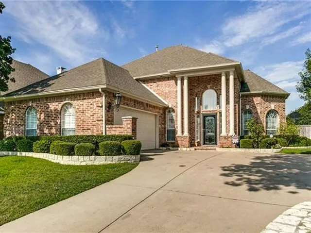 Local yard cleanup service near you across Keller, TX - MasterLawn Service