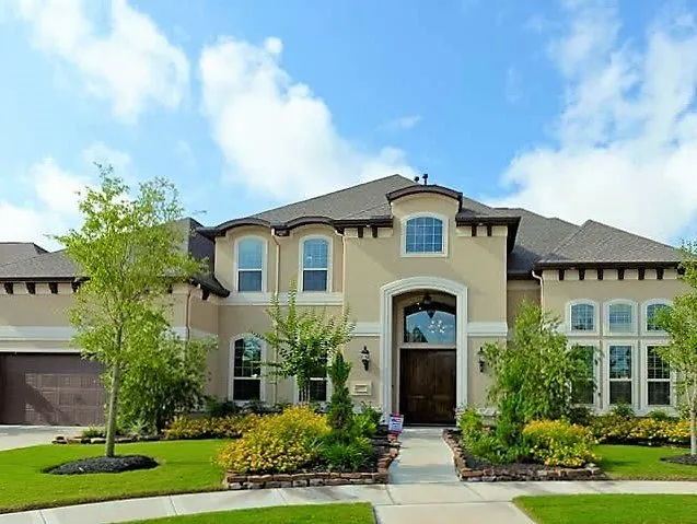 Top-rated landscaping services experts serving Keller, TX - MasterLawn Service