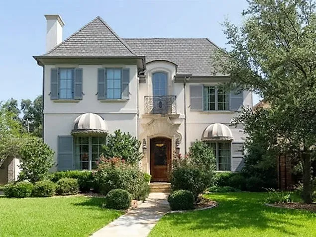 Expert lawn mowing service experts serving Keller, TX - MasterLawn Service