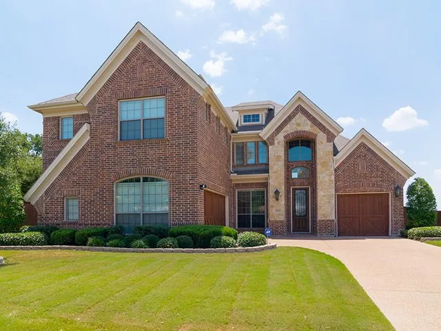 Reliable lawn care service experts serving Keller, TX - MasterLawn Service