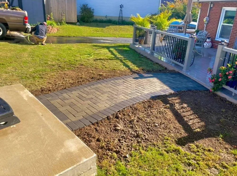 Custom residential landscaping in Collinsville, IL - Masterpiece Landscaping