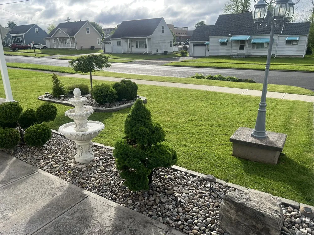 Local lawn care service near you across Utica, NY - Masters Blades