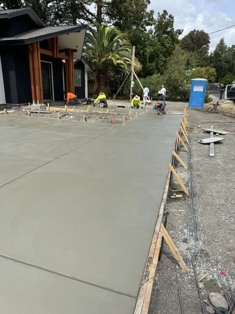 Affordable yard cleanup service for year-round maintenance in Concord, CA by Masters Concrete