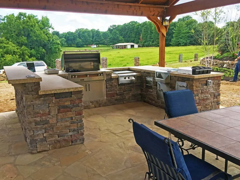 Affordable lawn mowing service experts serving Mount Juliet, TN - Master’s Landscape Design