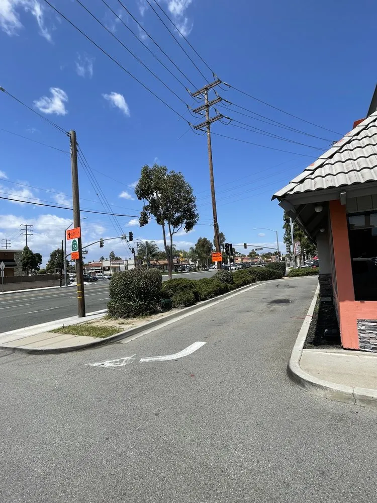 Custom landscape design experts serving Riverside, CA - Master’s Tree Service and Landscaping