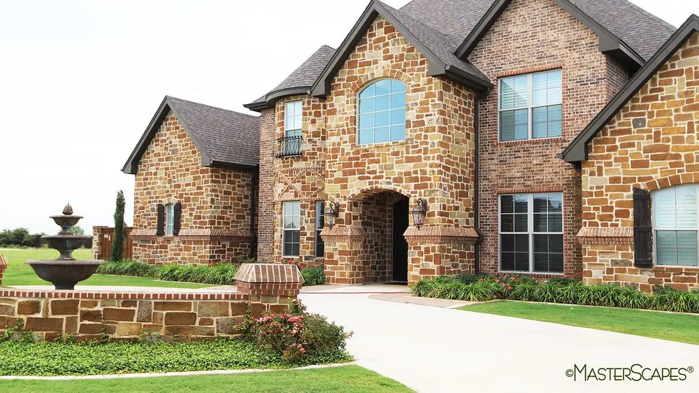 Professional garden landscaping in Abilene, TX by MasterScapes - Abilene