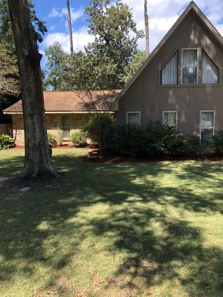 Custom residential landscaping for outdoor upgrades in Mandeville, LA by Masterson Mowing