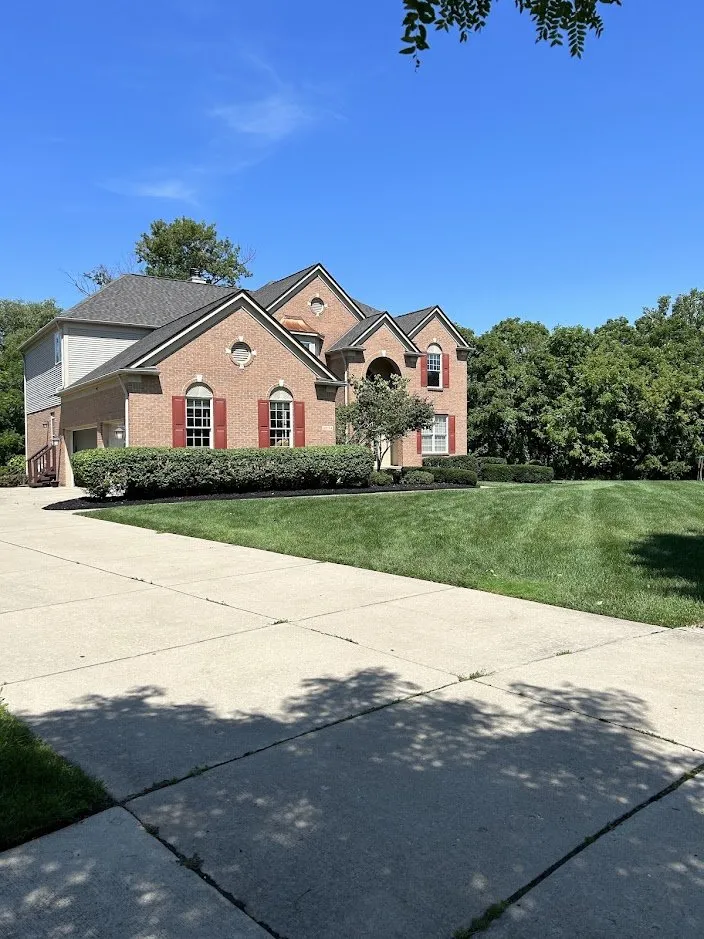 Trusted lawn mowing service in Canton, MI - Mastin Outdoor Solutions