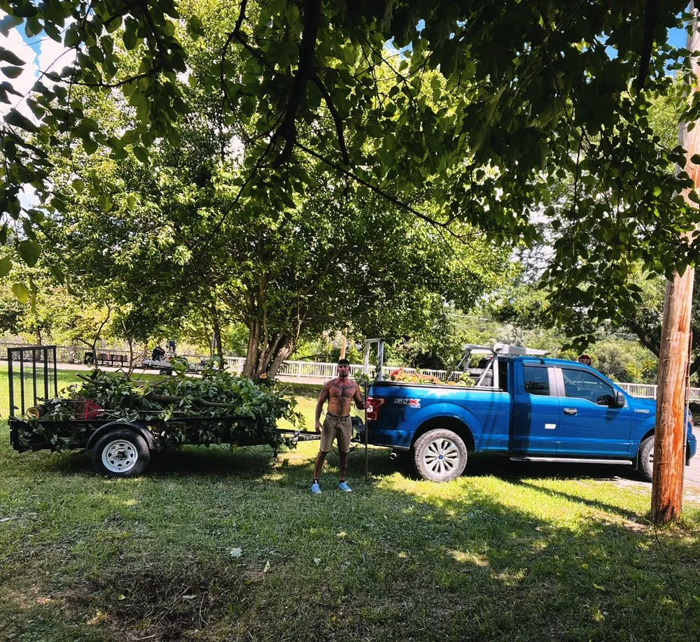 Local yard maintenance in Monaca, PA by Mastrangelo Honey Do List