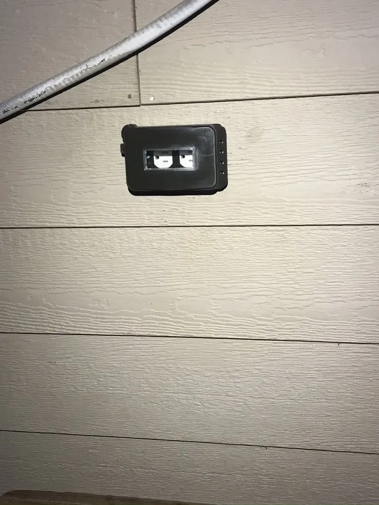 Expert garden landscaping in Fort Worth, TX by Mata Fence & Lawncare