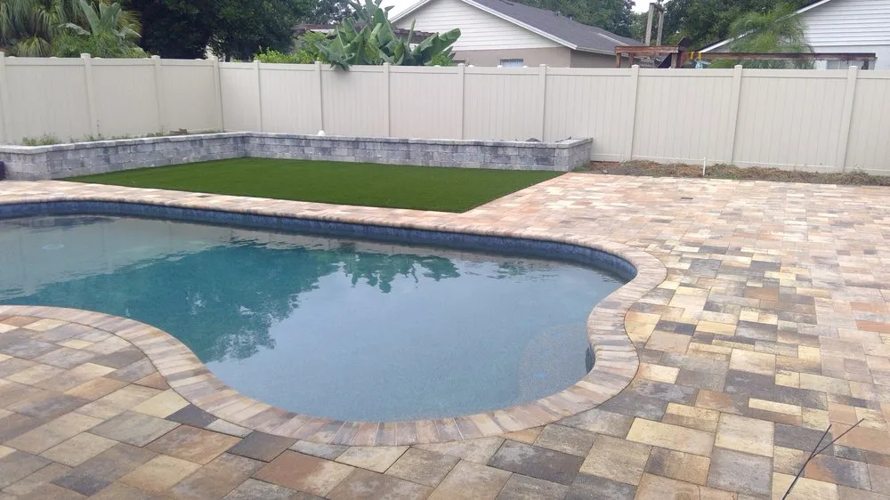 Local lawn mowing service in Orlando, FL by Matao pavers services