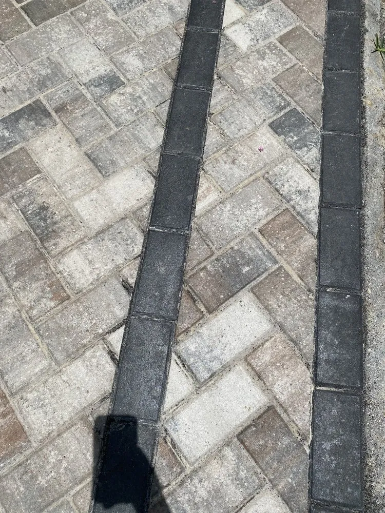 Expert yard maintenance for residential properties in Orlando, FL by Matao pavers services