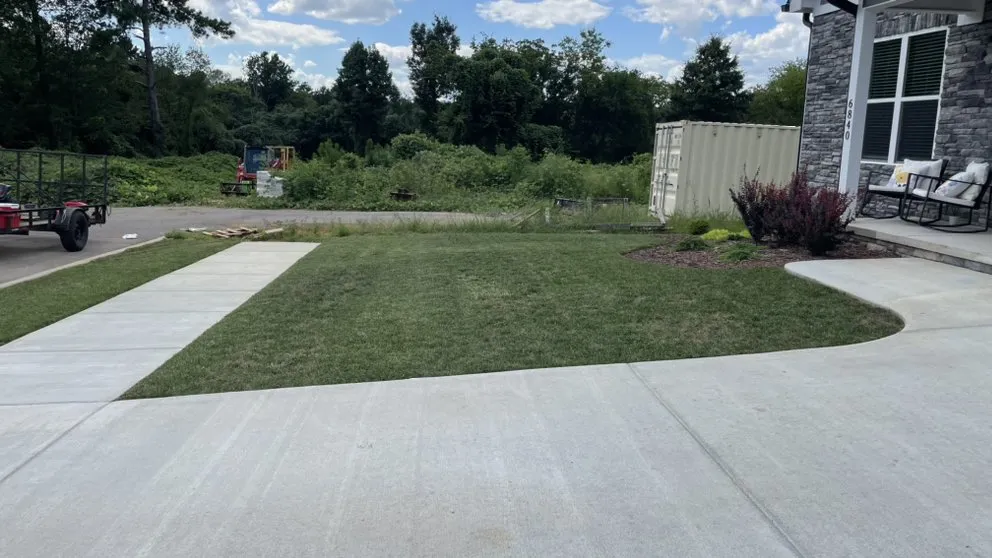 Affordable yard maintenance in Chattanooga, TN - Matías landscape