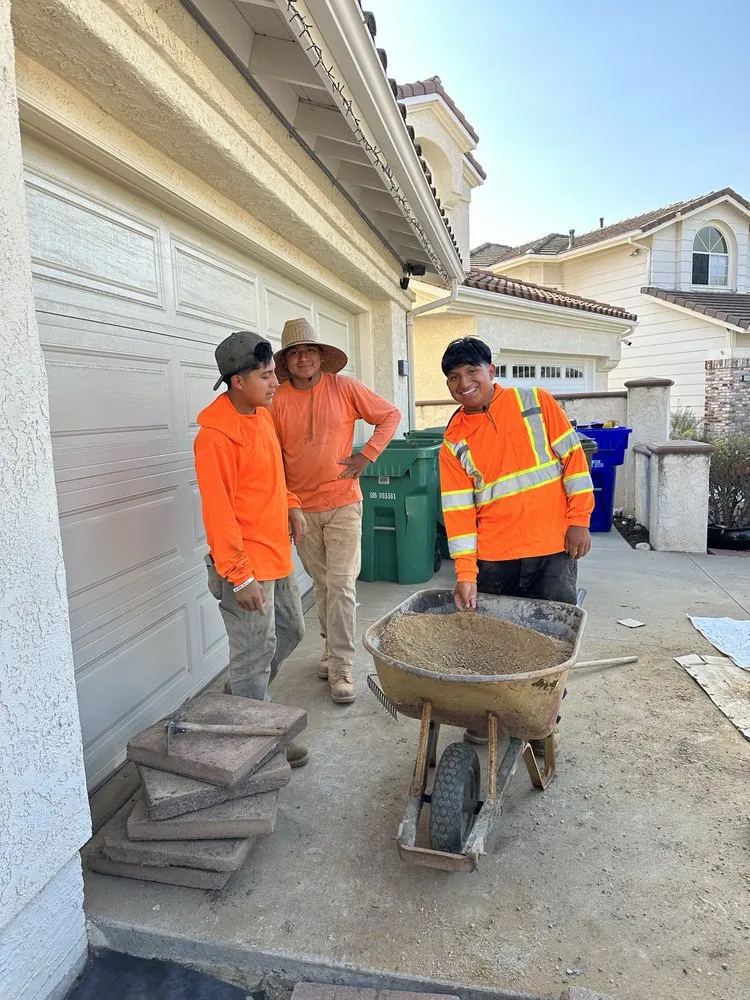 Custom lawn care service experts serving Escondido, CA - Mateo Diego