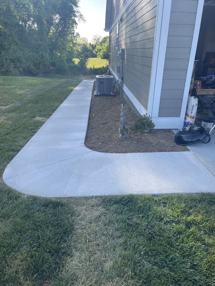 Reliable garden landscaping with custom design in Hendersonville, NC by Mateo's Construction and Landscaping