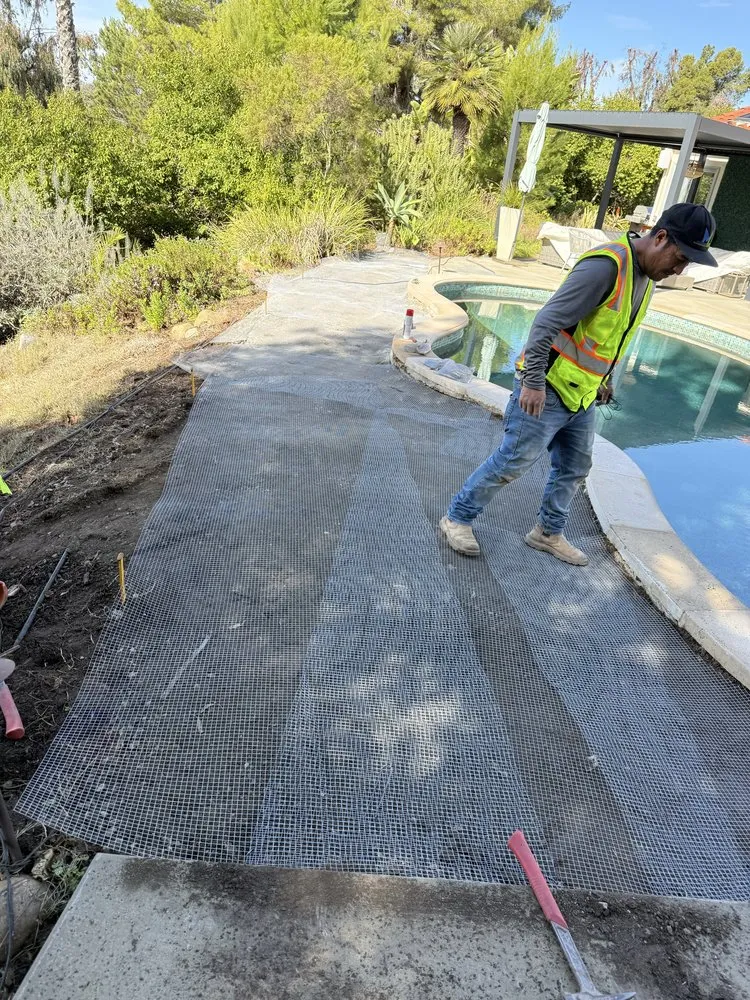 Reliable lawn mowing service near you in Escondido, CA by Mateo’s landscape