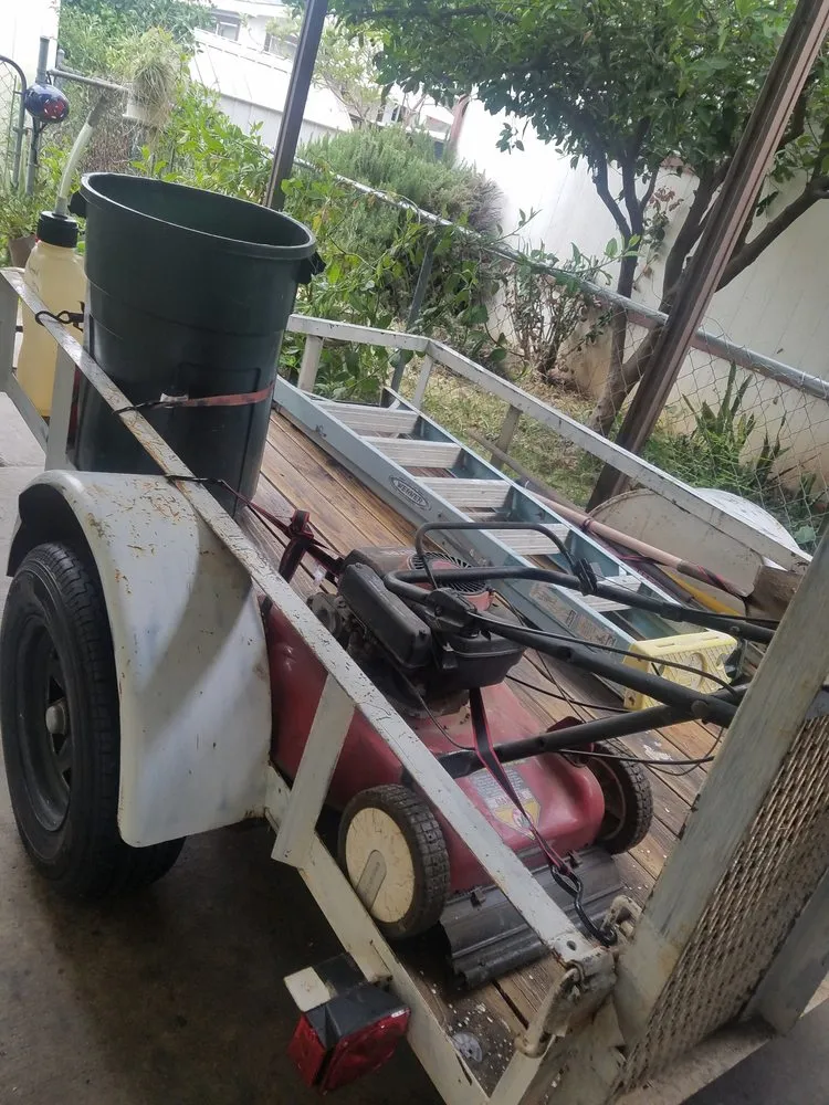 Local garden landscaping with custom design in Vail, AZ by Mathew's Lawn Care