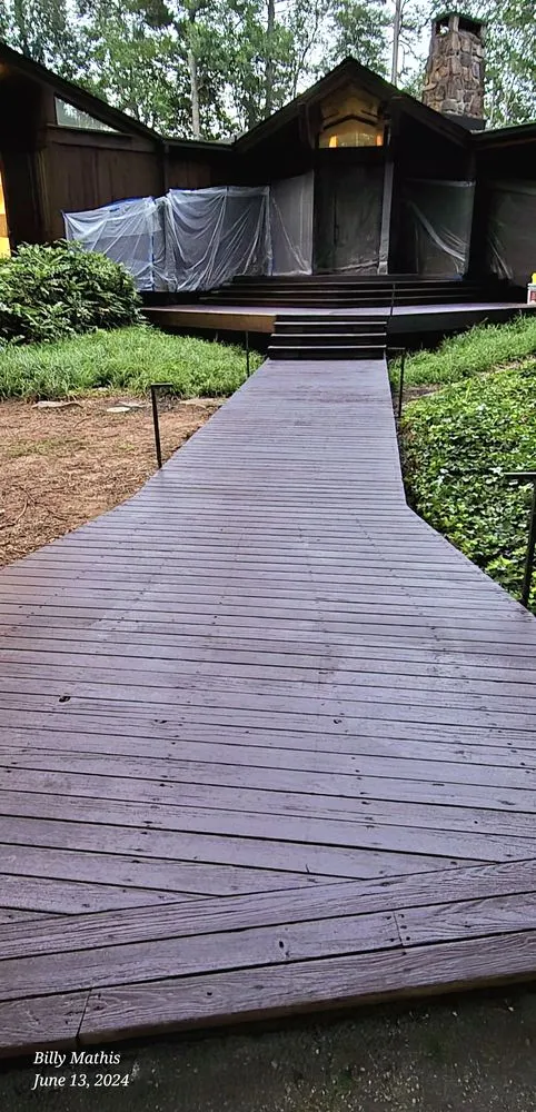 Custom lawn care service for homes across Travelers Rest, SC - Mathis Maintenance And More