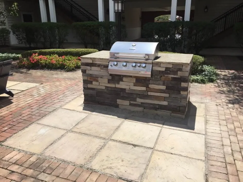 Reliable residential landscaping in Columbus, OH by Matias Hardscapes